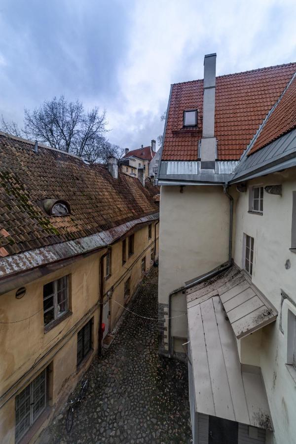 Roofs Of The Old Tallinn Guest House Dış mekan fotoğraf